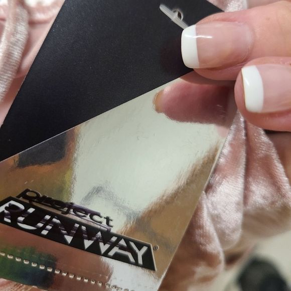 New with tags Pink Crushed Velvet Lace Front Dress size XXL - Picture 11 of 11